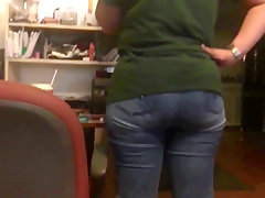 Wifey ass in tight jeans